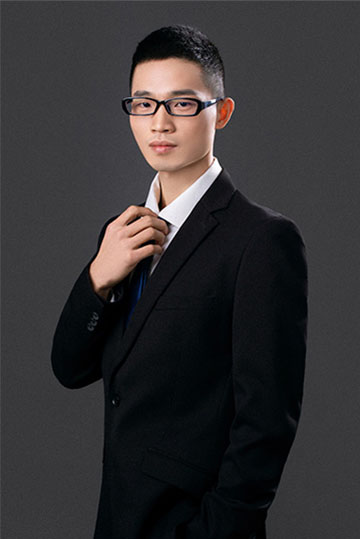 闫振峰老师照片